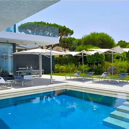 Sleeps 12 Pool Wifi Villa *
