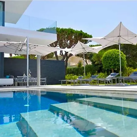 别墅 Sleeps 12 Pool Wifi 韦尔都勒博