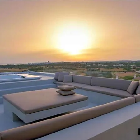 Sleeps 12 Pool Wifi *